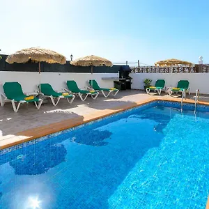  Villa Hearth Away From House. Breia